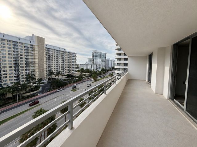 5555 Collins ave 9V, Miami Beach, FL 33140