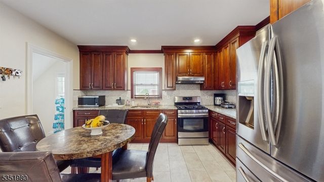 357 Haledon Ave, Haledon Boro, NJ 07508