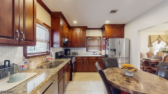 357 Haledon Ave, Haledon Boro, NJ 07508