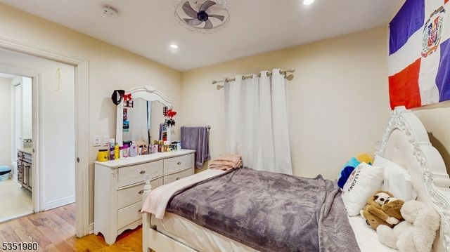 357 Haledon Ave, Haledon Boro, NJ 07508