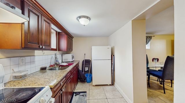 357 Haledon Ave, Haledon Boro, NJ 07508