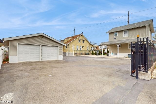 357 Haledon Ave, Haledon Boro, NJ 07508