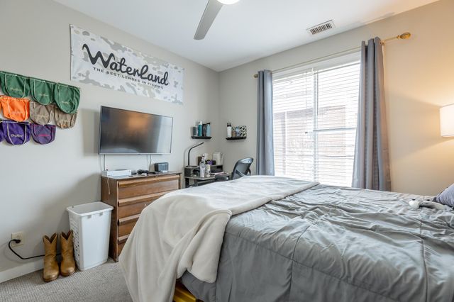 863 Flynn Street Apt 204, Chattanooga, TN 37403