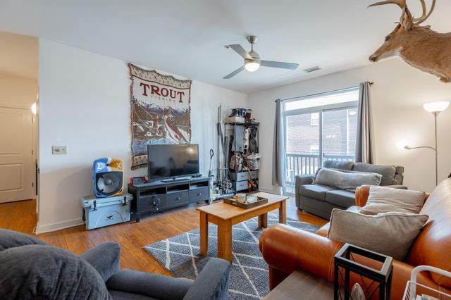 863 Flynn Street Apt 204, Chattanooga, TN 37403