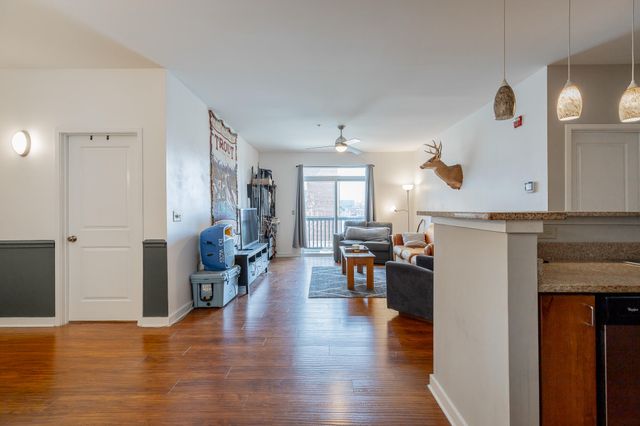 863 Flynn Street Apt 204, Chattanooga, TN 37403