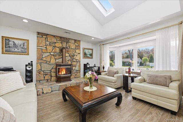 44 Steven Place, Smithtown, NY 11787