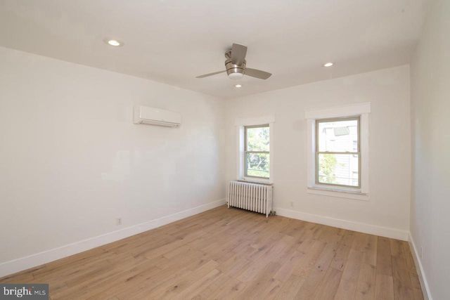 1224 S 7TH ST, Philadelphia, PA 19147