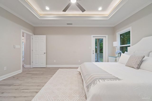 8134 Miranda St, Navarre, FL 32566