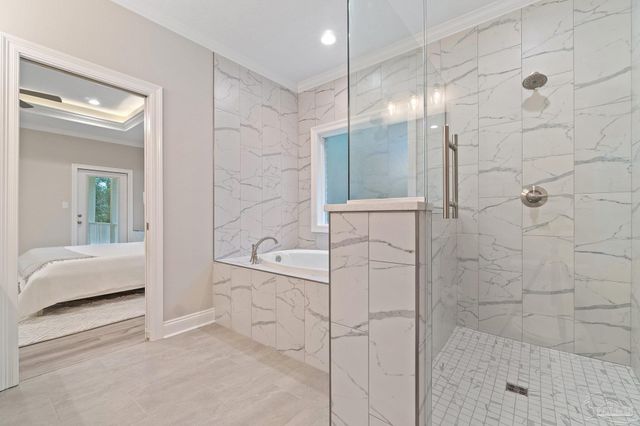 8134 Miranda St, Navarre, FL 32566