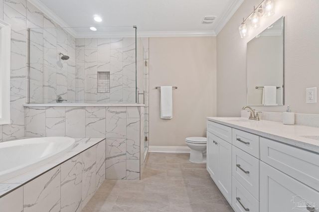 8134 Miranda St, Navarre, FL 32566