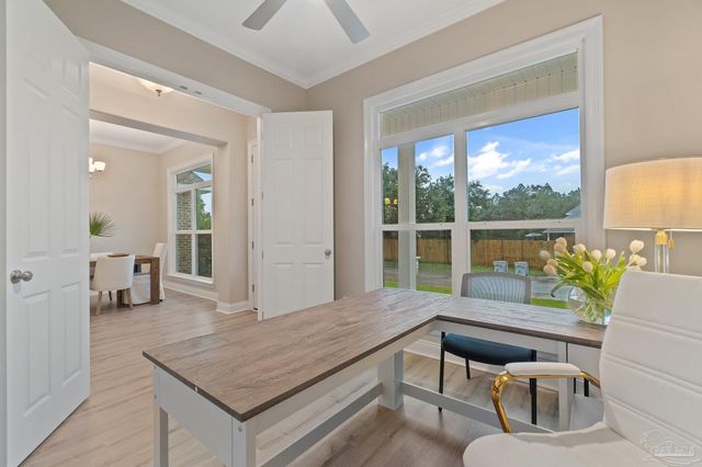 8134 Miranda St, Navarre, FL 32566