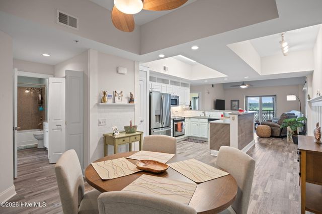 4100 Marsh Grove Lane 4304, Southport, NC 28461