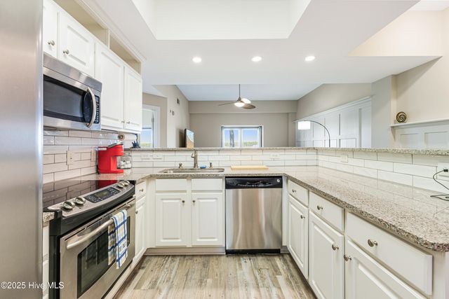 4100 Marsh Grove Lane 4304, Southport, NC 28461