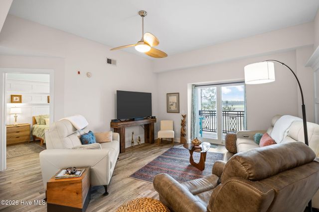 4100 Marsh Grove Lane 4304, Southport, NC 28461