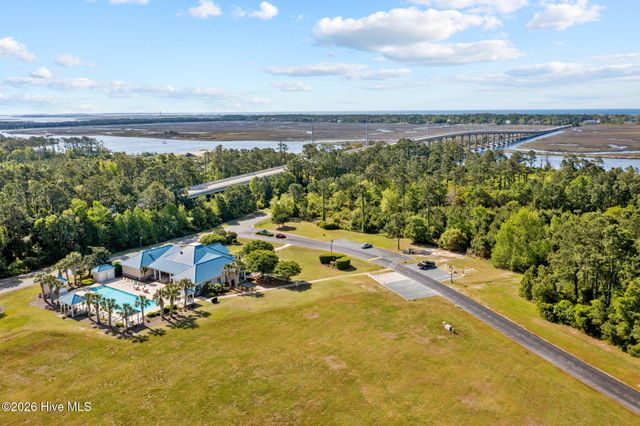 4100 Marsh Grove Lane 4304, Southport, NC 28461