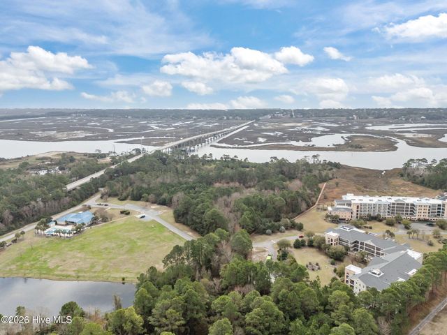 4100 Marsh Grove Lane 4304, Southport, NC 28461