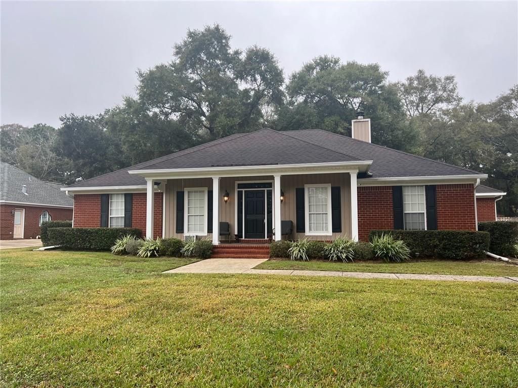 10380 Hunters Ridge Drive N, Mobile, AL 36695