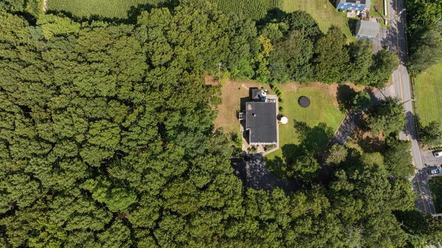 195 Willow Ave, Haverhill, MA 01835