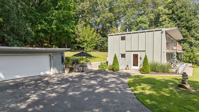 195 Willow Ave, Haverhill, MA 01835