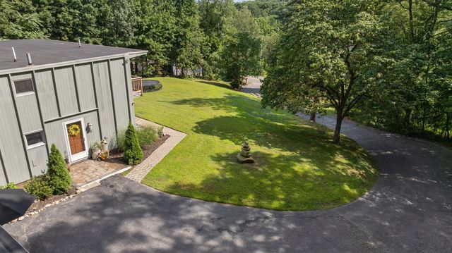 195 Willow Ave, Haverhill, MA 01835