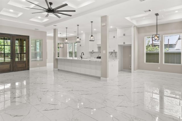 6019 Shirley Lane, Houston, TX 77396