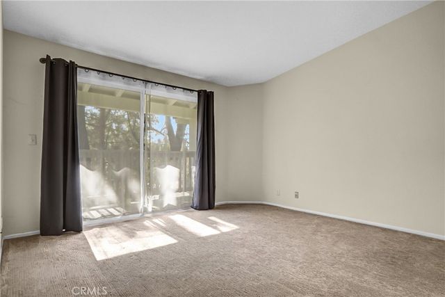 624 Indian Oak 106, Oak Park, CA 91377