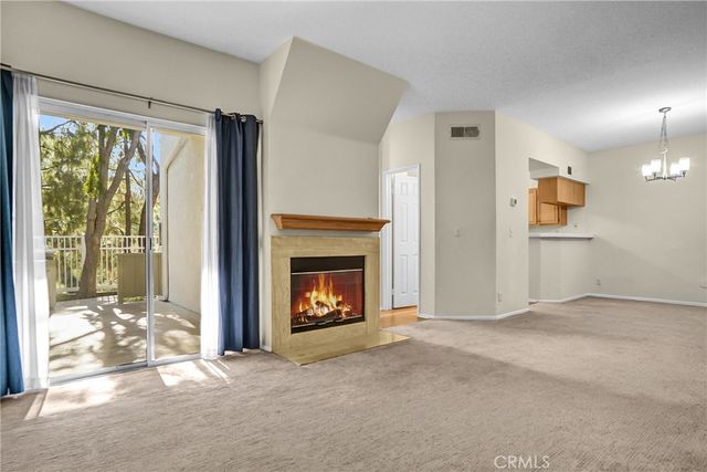 624 Indian Oak 106, Oak Park, CA 91377