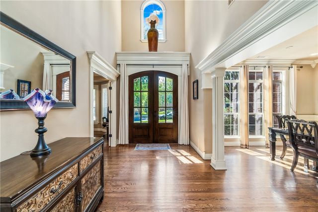 3702 Mountainview Road, Bentonville, AR 72712