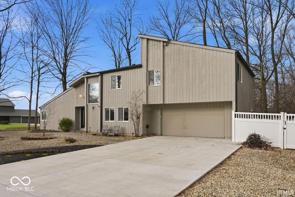 4701 N Weir Drive, Muncie, IN 47304