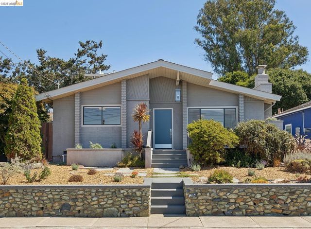 1879 Tulare Ave, Richmond, CA 94805
