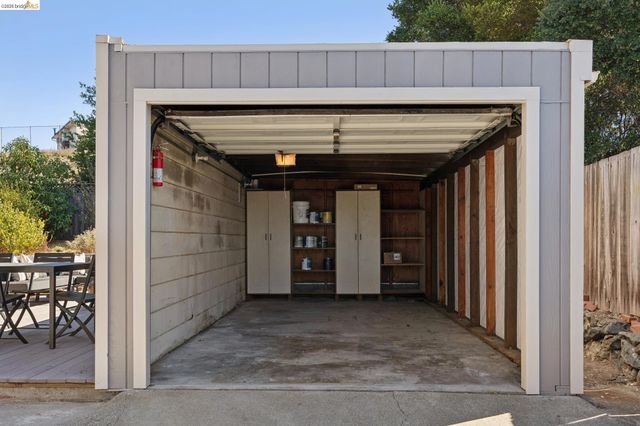 1879 Tulare Ave, Richmond, CA 94805