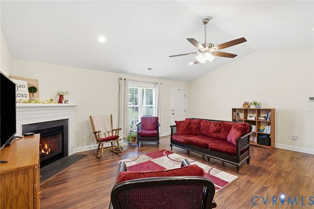 4937 Hurop Rd, Sandston, VA 23150