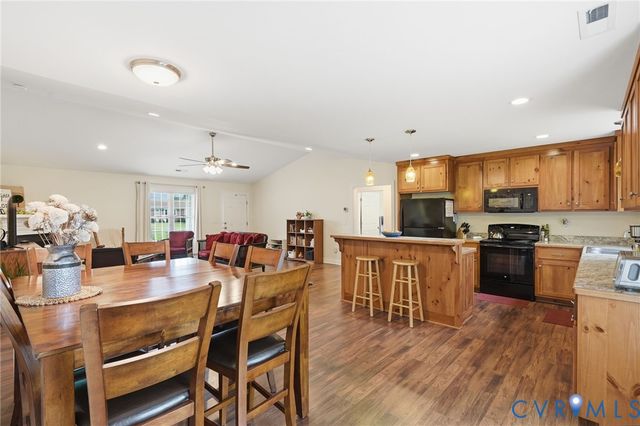 4937 Hurop Rd, Sandston, VA 23150