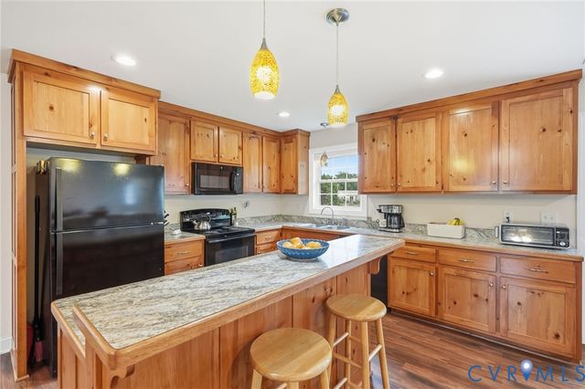 4937 Hurop Rd, Sandston, VA 23150