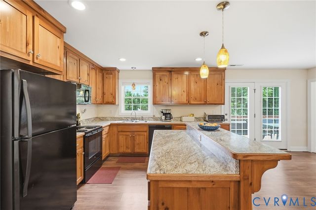 4937 Hurop Rd, Sandston, VA 23150