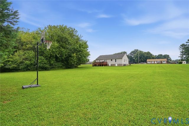 4937 Hurop Rd, Sandston, VA 23150