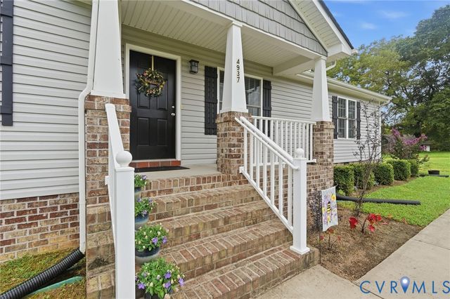 4937 Hurop Rd, Sandston, VA 23150