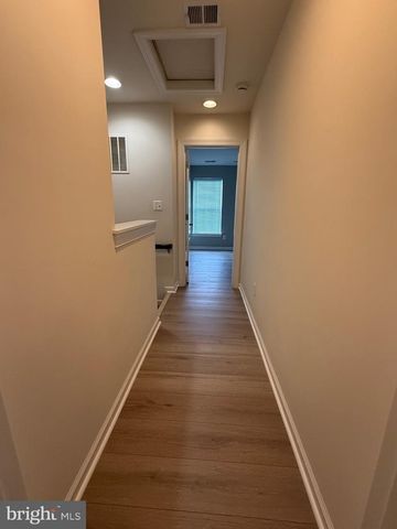 7476 RIDING MEADOW WAY, Manassas, VA 20111