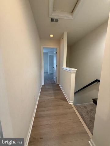 7476 RIDING MEADOW WAY, Manassas, VA 20111
