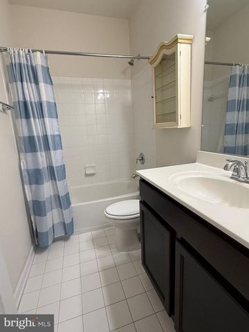 7476 RIDING MEADOW WAY, Manassas, VA 20111