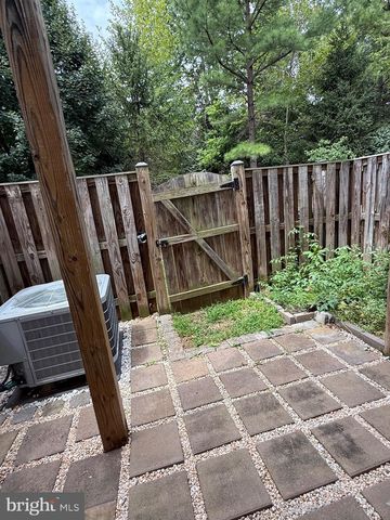 7476 RIDING MEADOW WAY, Manassas, VA 20111