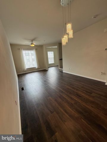 7476 RIDING MEADOW WAY, Manassas, VA 20111