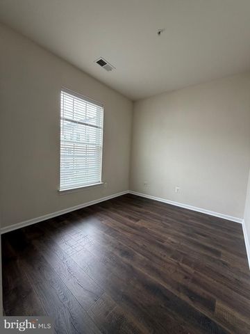 7476 RIDING MEADOW WAY, Manassas, VA 20111