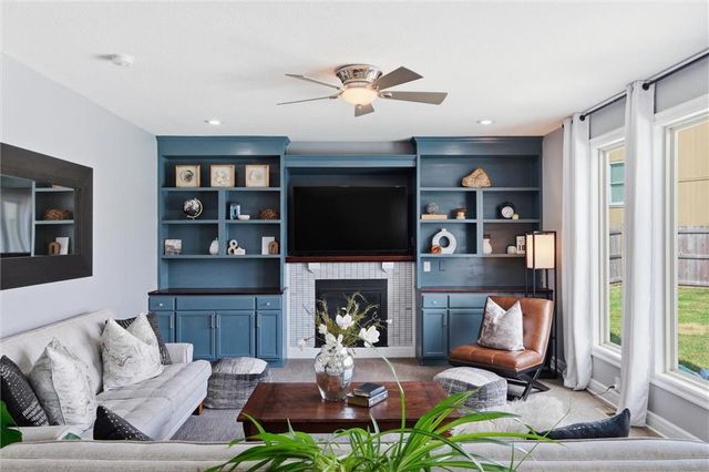 31191 W 165th Terrace, Gardner, KS 66030