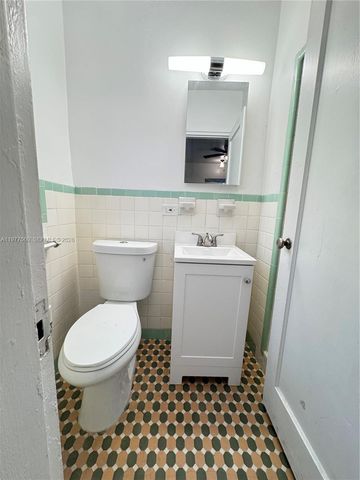 2652 SW 23rd Ave back, Miami, FL 33133