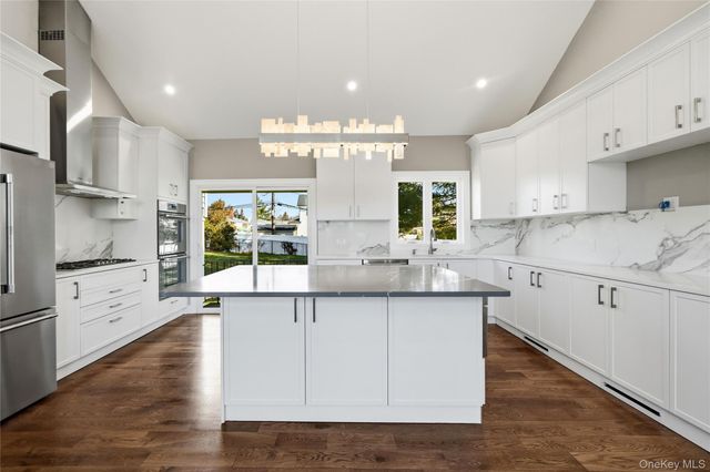 6 Adrienne Drive, Old Bethpage, NY 11804