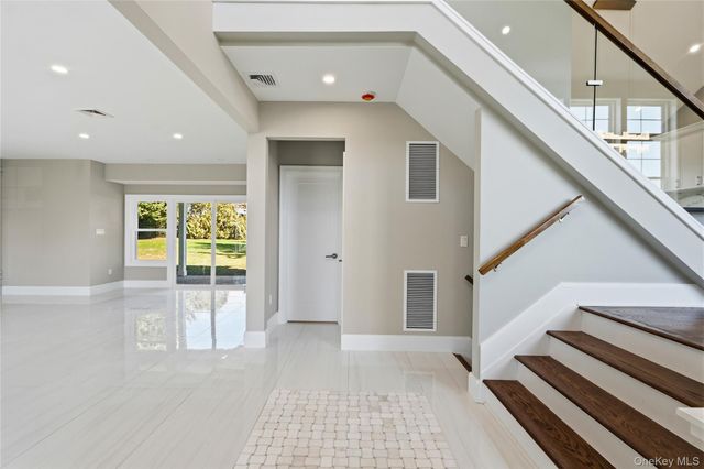 6 Adrienne Drive, Old Bethpage, NY 11804