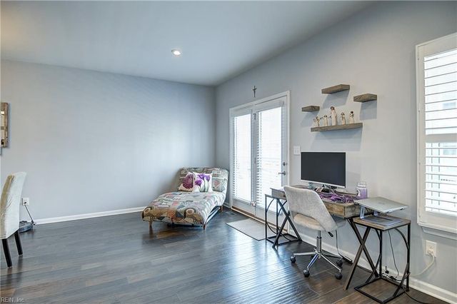 504 Clara LN, Virginia Beach, VA 23451