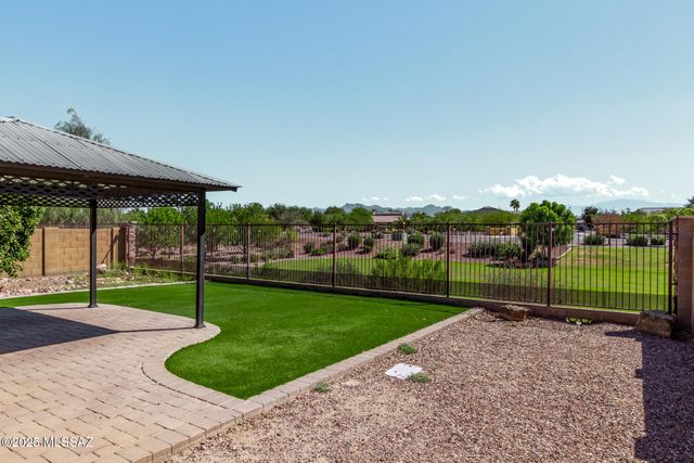 11251 W Harvester Drive, Marana, AZ 85653