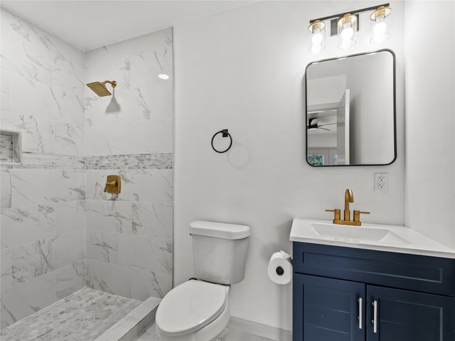 326 Bluebonnet Trail, Garland, TX 75043